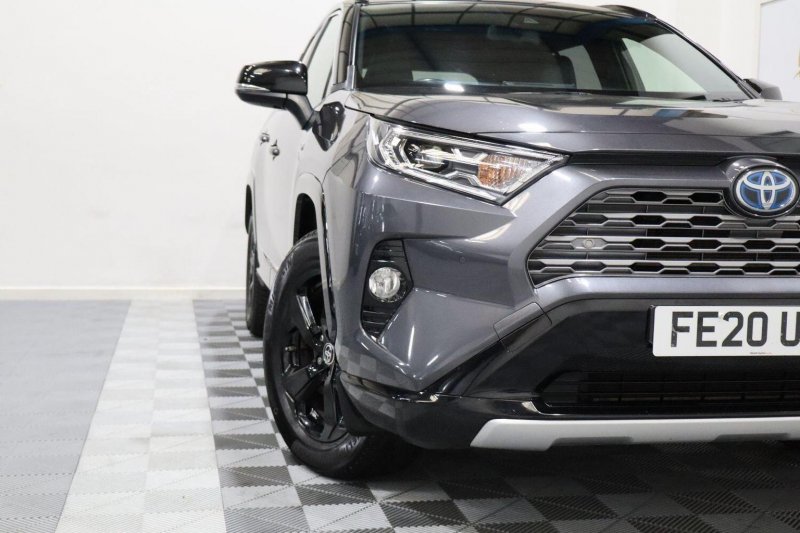 TOYOTA RAV4