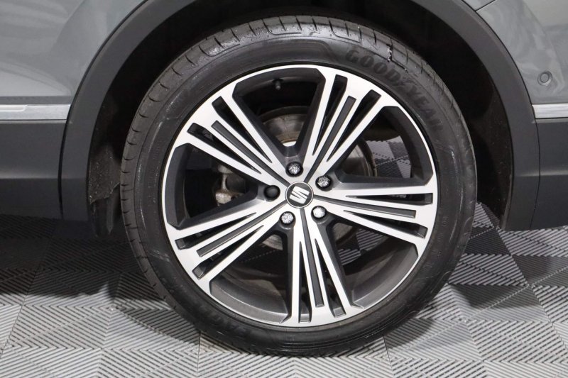 SEAT TARRACO