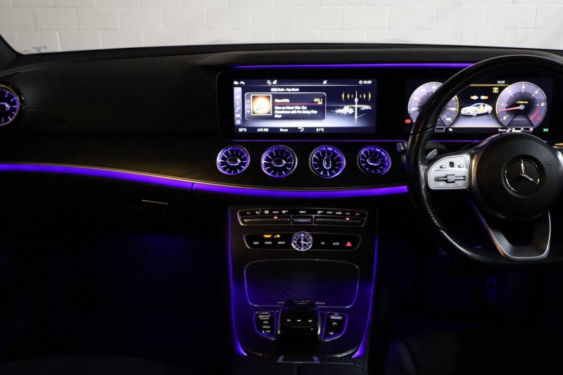MERCEDES-BENZ E CLASS