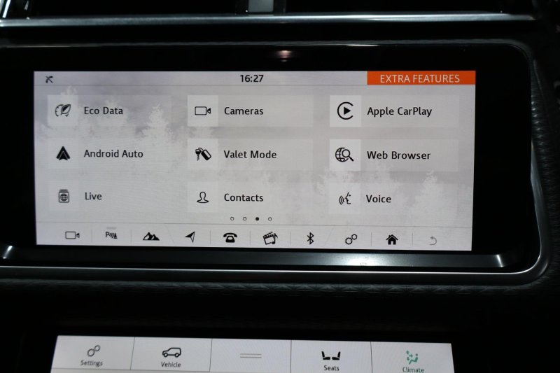 LAND ROVER RANGE ROVER VELAR